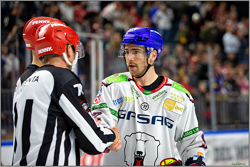 PENNY DEL; Koelner Haie- Eisbaeren Berlin; Koeln, 16.10.2022